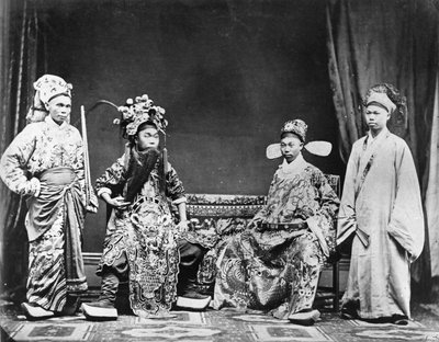 Chinese Acteurs, 1878 door English Photographer